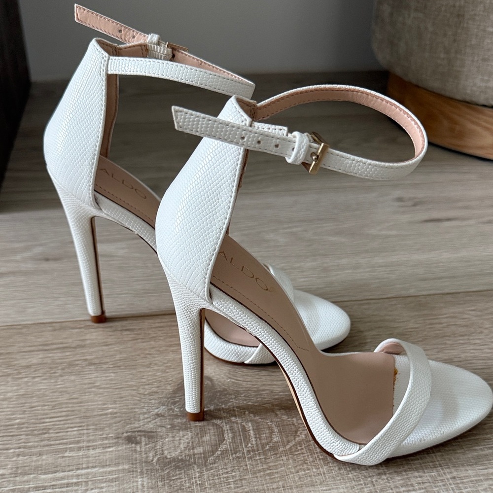 Aldo Elegant White Ankle Strap Heels - Picture 5 of 6